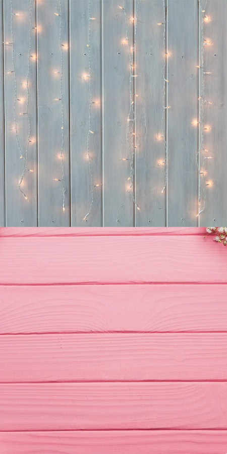 2in1 Backdrop Pinki-Floor-weisses-Holzleuchten