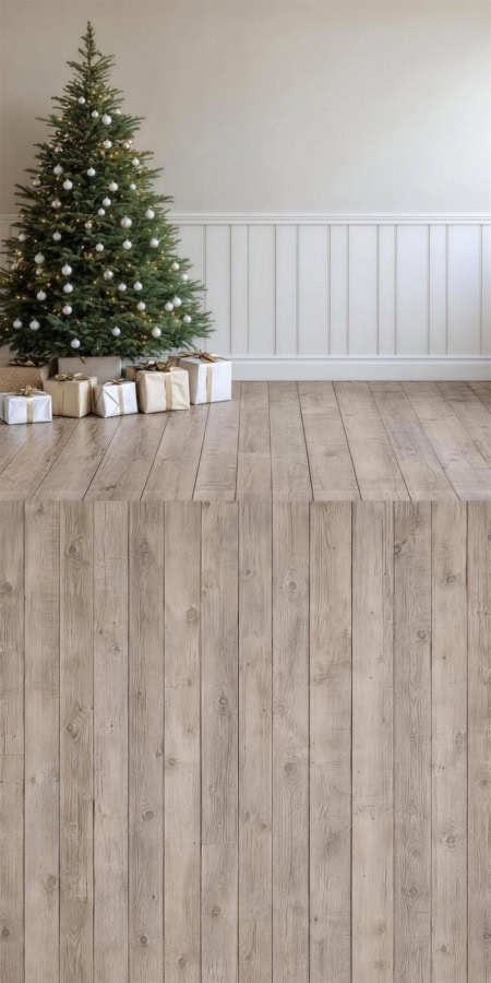 Fotohintergrund 2in1: Weihnachtsbaum vor heller Wand mit Holzboden