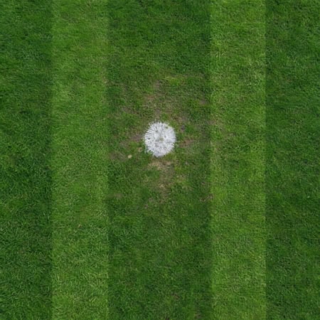 Floor: Fußballfeld Elfmeterpunkt