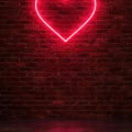 Fotohintergrund: Neonherz an Backsteinwand – Ausschnitt 200 x 200 cm